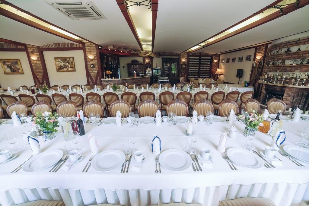 Hubertus Aparthotel & Restaurant & Horse Club Starogard Gdański المظهر الخارجي الصورة