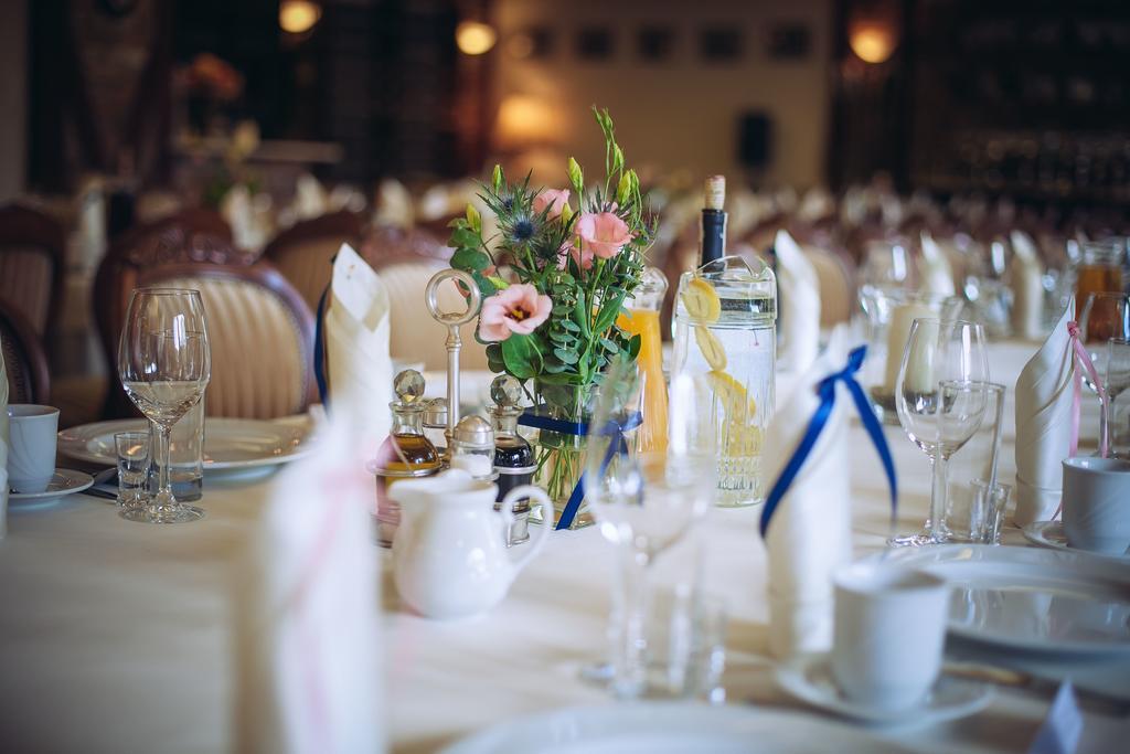 Hubertus Aparthotel & Restaurant & Horse Club Starogard Gdański الغرفة الصورة