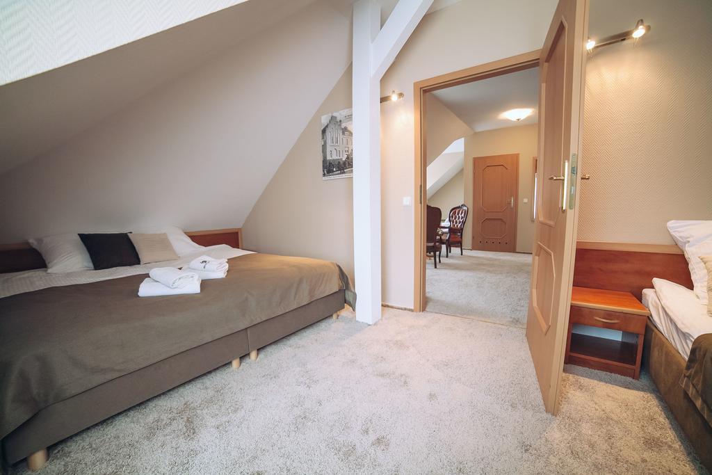 Hubertus Aparthotel & Restaurant & Horse Club Starogard Gdański الغرفة الصورة