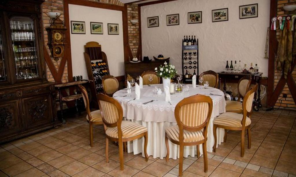 Hubertus Aparthotel & Restaurant & Horse Club Starogard Gdański المظهر الخارجي الصورة