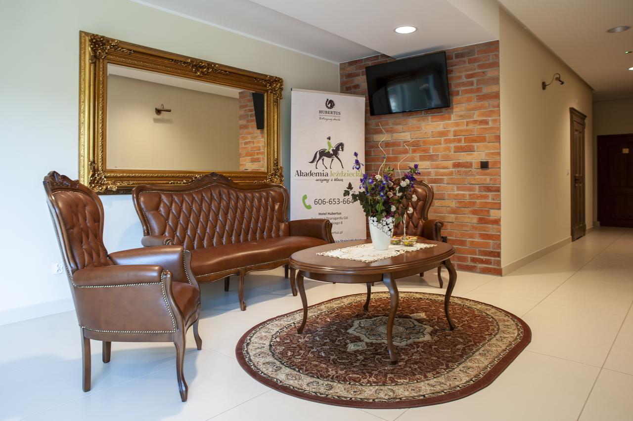 Hubertus Aparthotel & Restaurant & Horse Club Starogard Gdański المظهر الخارجي الصورة